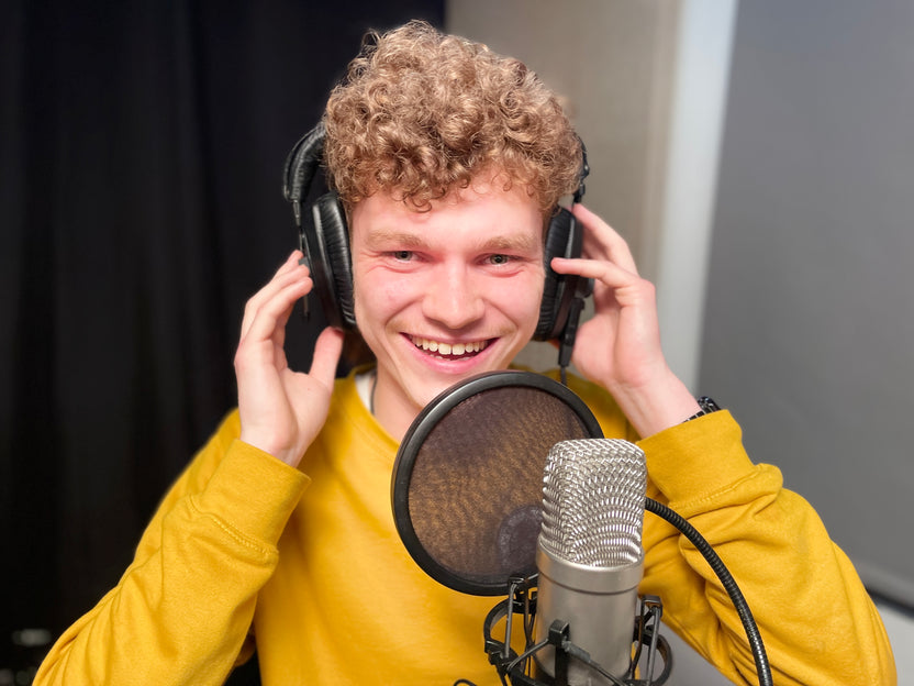 Gold Singer Recording Studio Experience