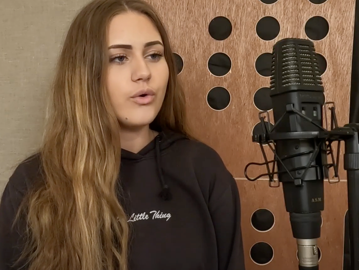 Gold Singer Recording Studio Experience